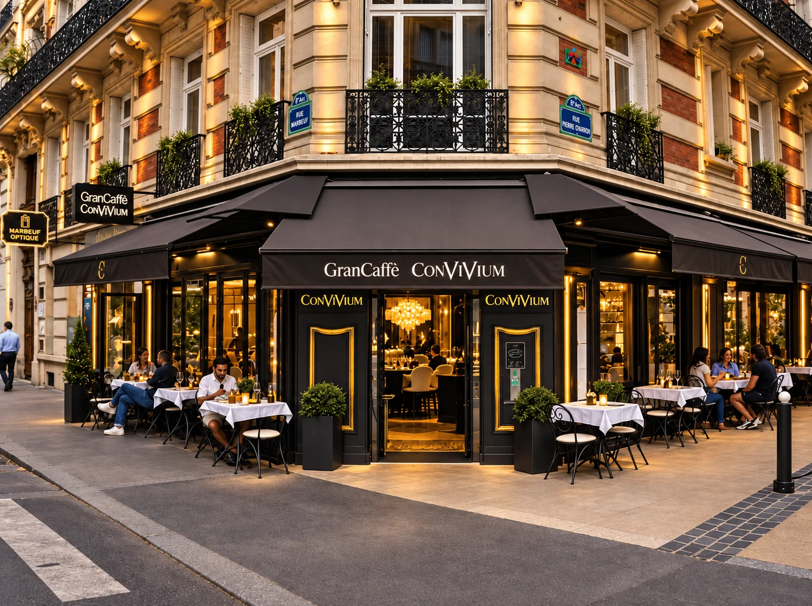 Terrasse du Gran Caffè Convivium en fin de journée, 28 rue Marbeuf